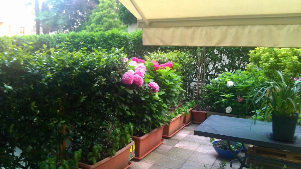 Frühstückspension Smart House Rooms Central Luxury Bergamo
