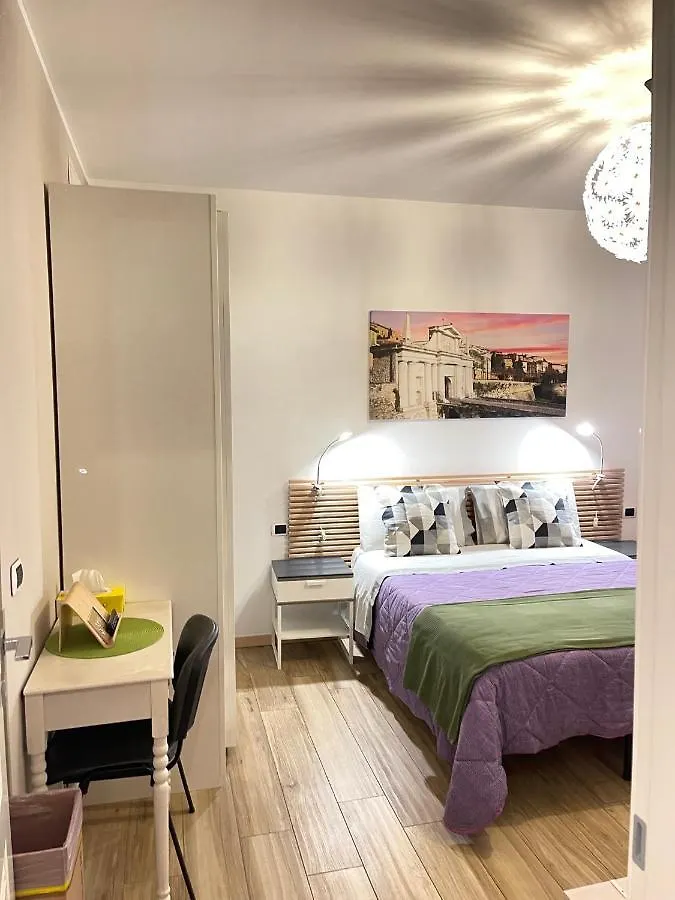 Frühstückspension Smart House Rooms Central Luxury Bergamo Italien